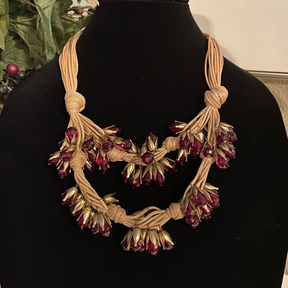 Burgundy stone Necklace
